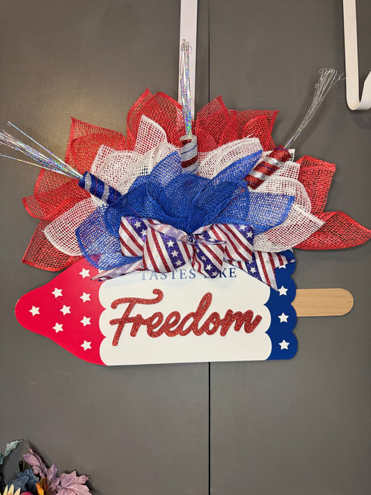 Fourth of July Daisy Wreath