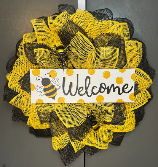 Bee Flower Wreath